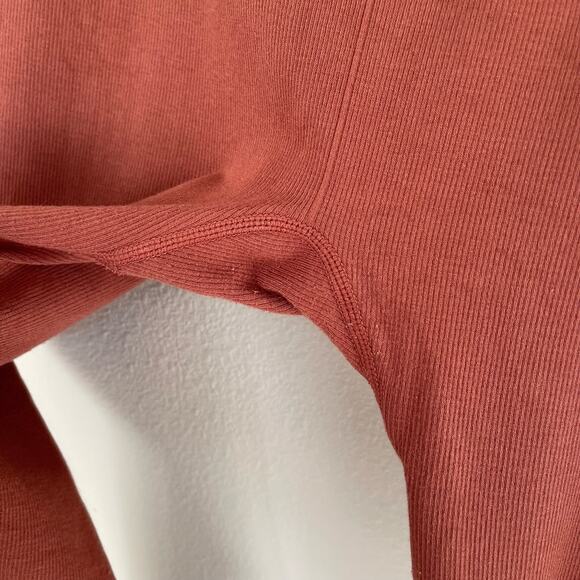 Fabletics Ribbed Leggings Salmon Pink (Small) - Picture 3 of 6